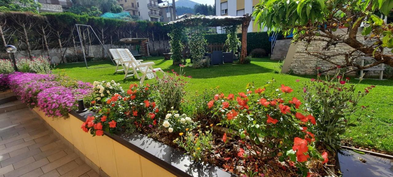 La Terrazza Casa Vacanza Lejlighed Carenno Eksteriør billede